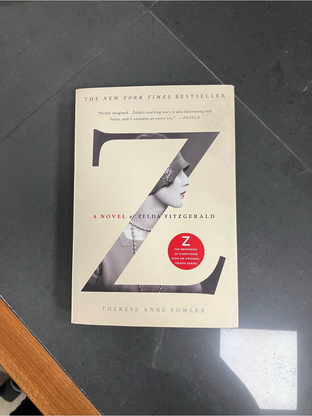 3/$15- Z: A Novel of Zelda Fitzgerald (Cream)